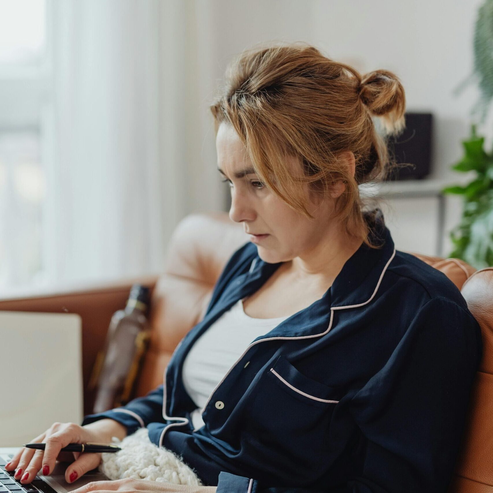 pexels-karola-g-6029170